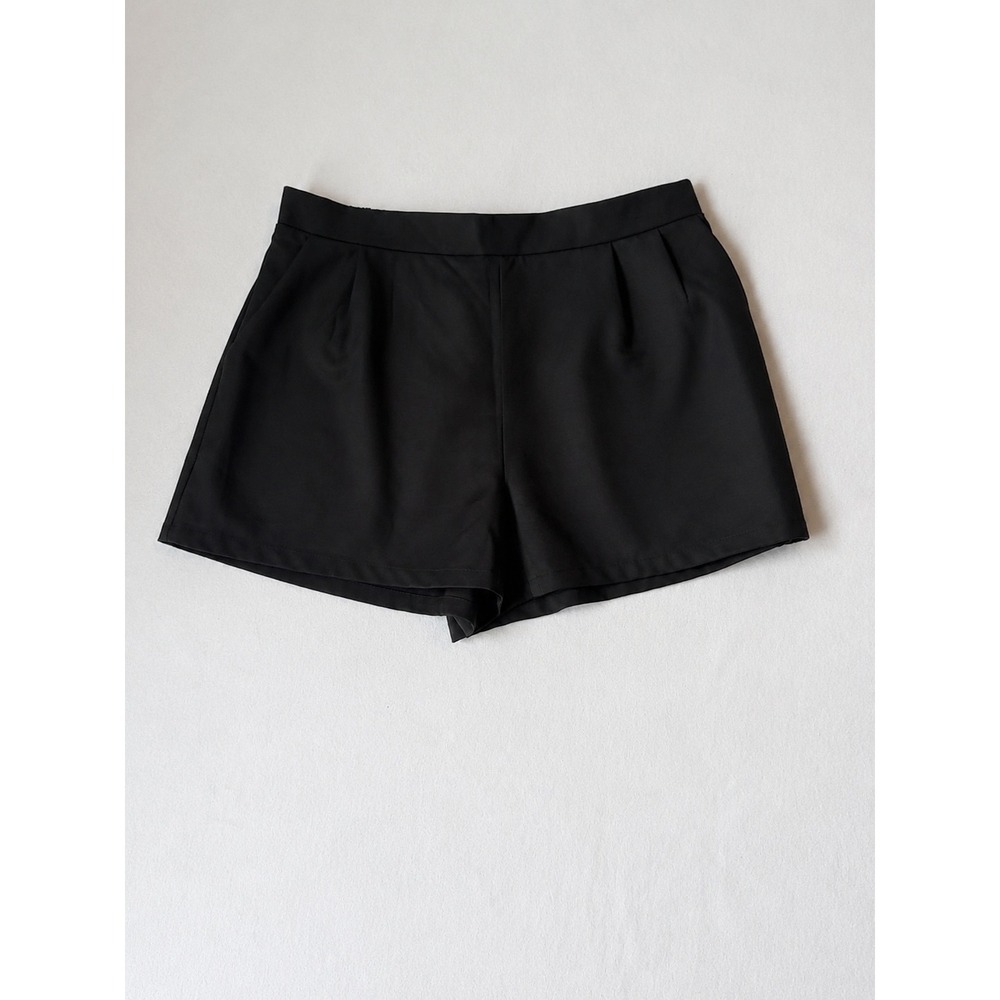 Umgee Women's Large Black Pleated Dress Shorts Elastic Waist Pull On